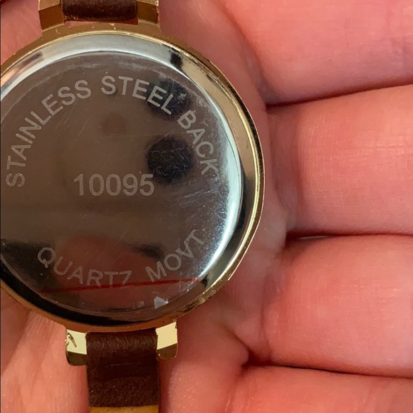 Watch - Picture 3 of 4